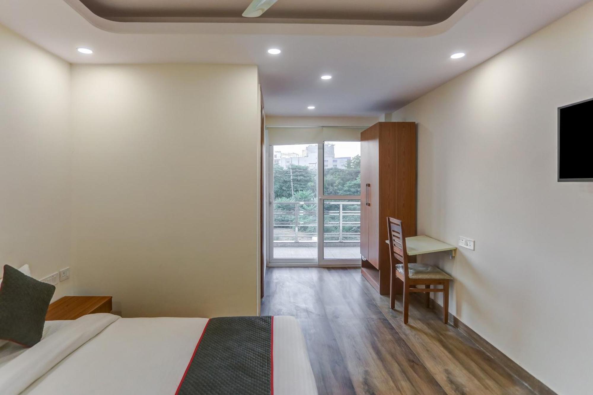 古尔冈 Collection O The Doors Near Appu Ghar酒店 外观 照片